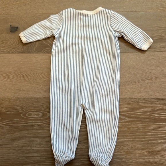 Roller Rabbit Onesie - Picture 3 of 3